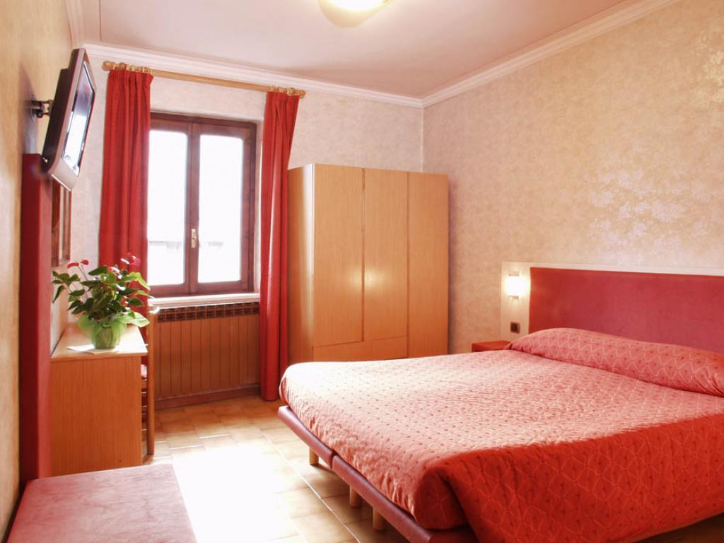 Euro Hotel Edolo Luaran gambar